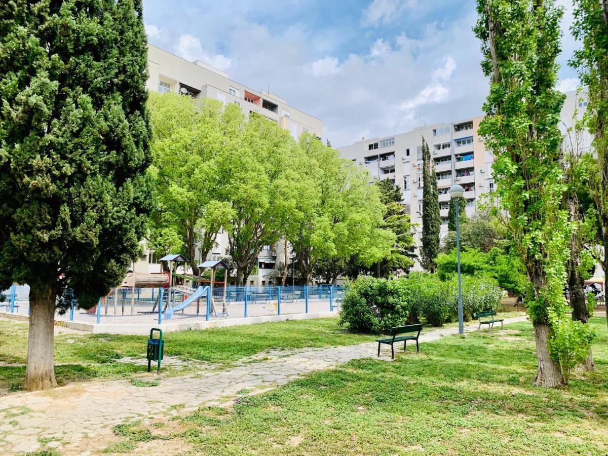 The L Place By Split Right Place Extérieur photo