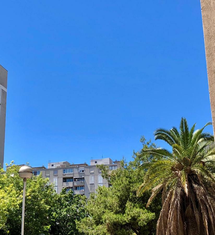 The L Place By Split Right Place Extérieur photo